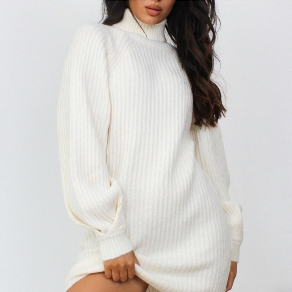 Missguided | Roll Neck Tuck Sleev Sweater Dress